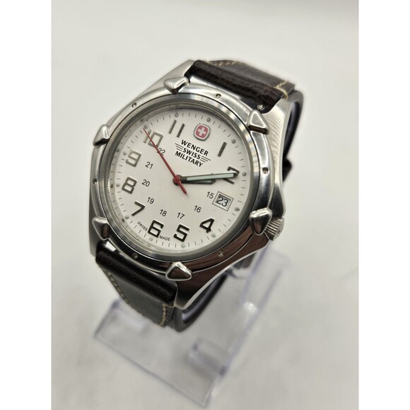 Wenger Swiss Military Men's 43mm Silver Tone Watch. New Leather Band + Battery - Picture 12 of 14